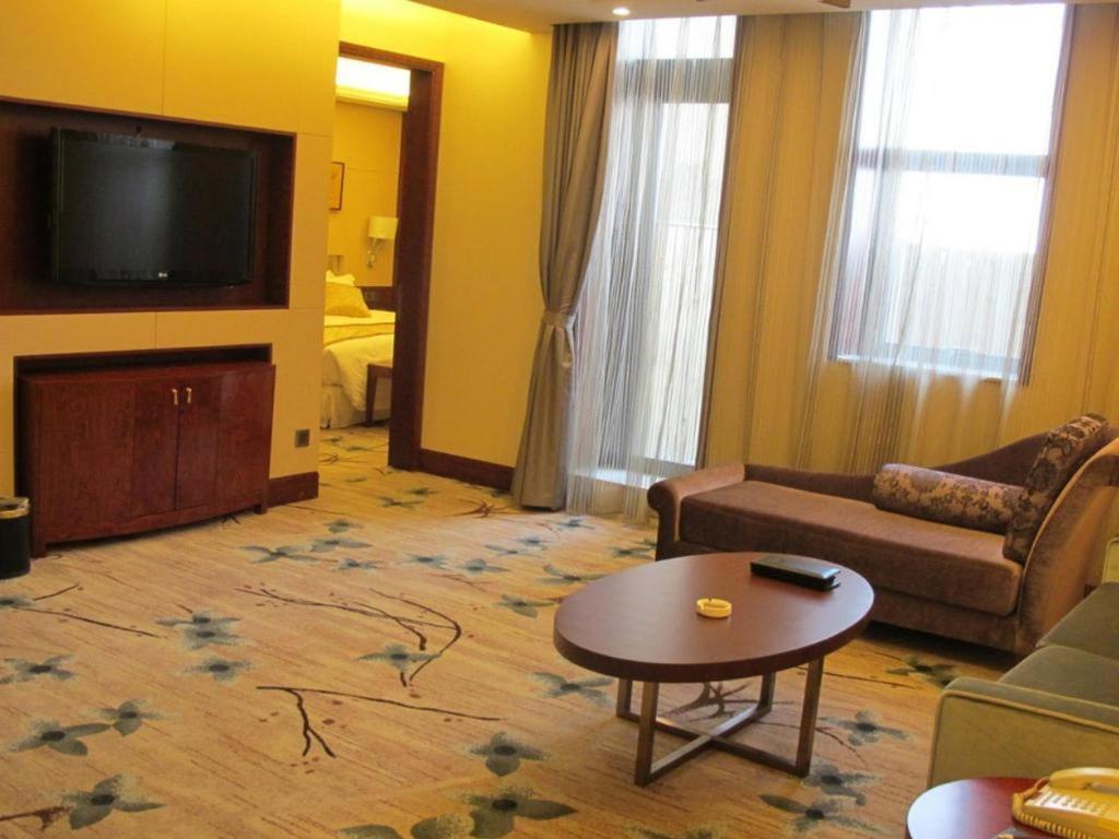 Dezhou Regal Kangbo Hotel Exterior foto